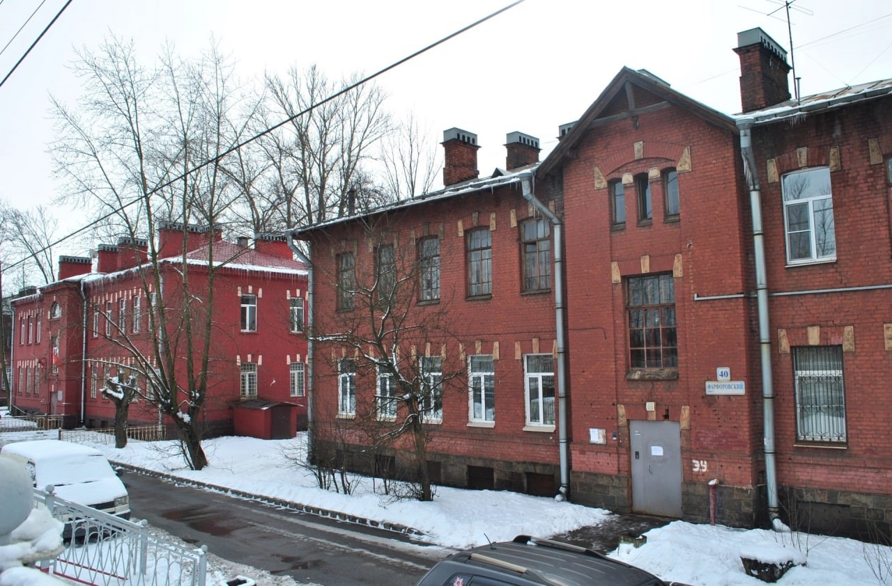 7 зданий Фарфоровского поста получат охранный статус
