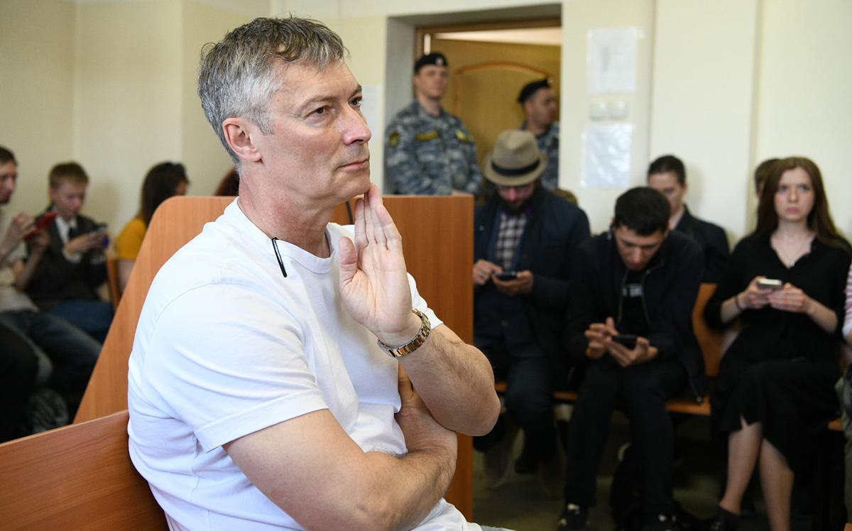 Ройзмана приговорили к штрафу в ₽260 тыс. по делу о фейках об армии