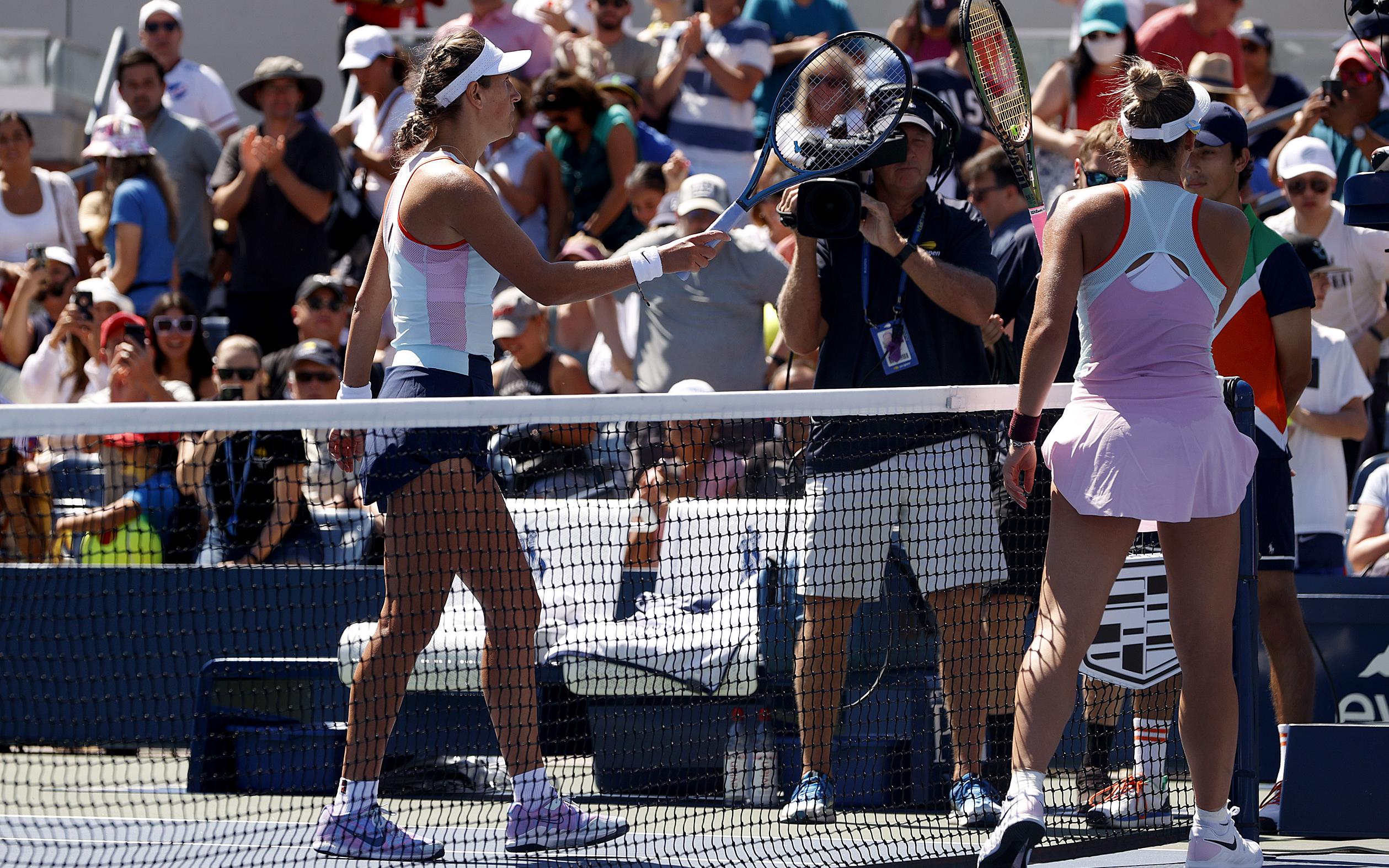 Азаренко назвала неудивительным отказ украинки пожать ей руку на US Open