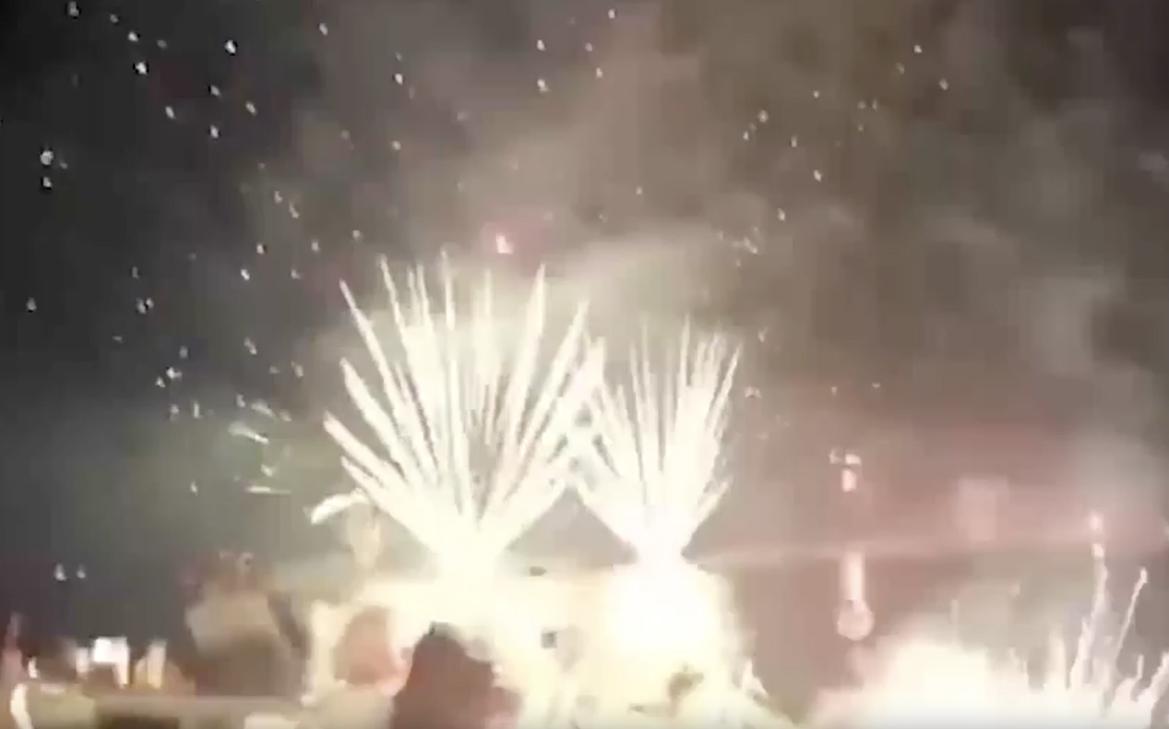 Фейерверк влетел в толпу на фестивале в Испании. Видео