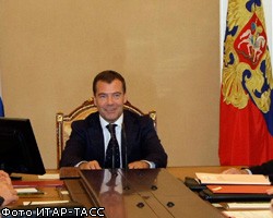 Д.Медведев поручил ввести систему госзаказов на выпускников вузов