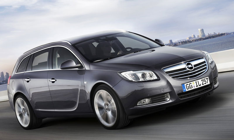 Opel Insignia предстал в новом кузове