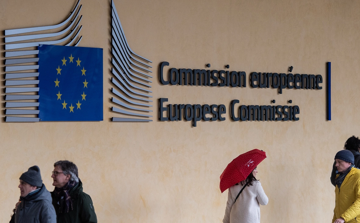 Leon Neal / Getty Images