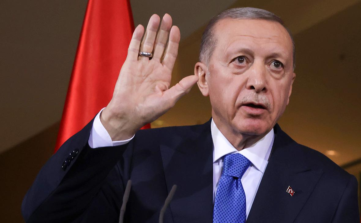 Эрдоган отложил планировавшийся на 9 мая визит в США
