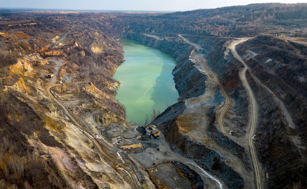 Thomas Peter / Reuters