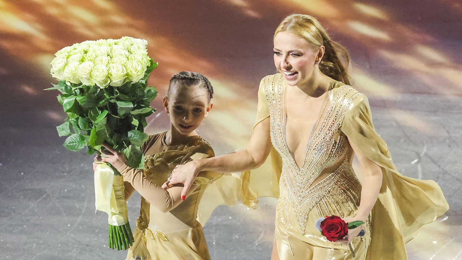 Фигуристка Татьяна Навка и ее дочь, Надежда