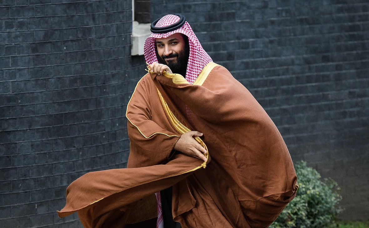 Leon Neal / Getty Images