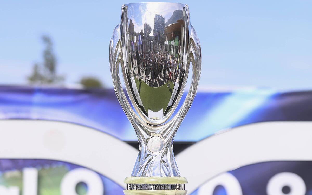 Трофей Суперкубка УЕФА