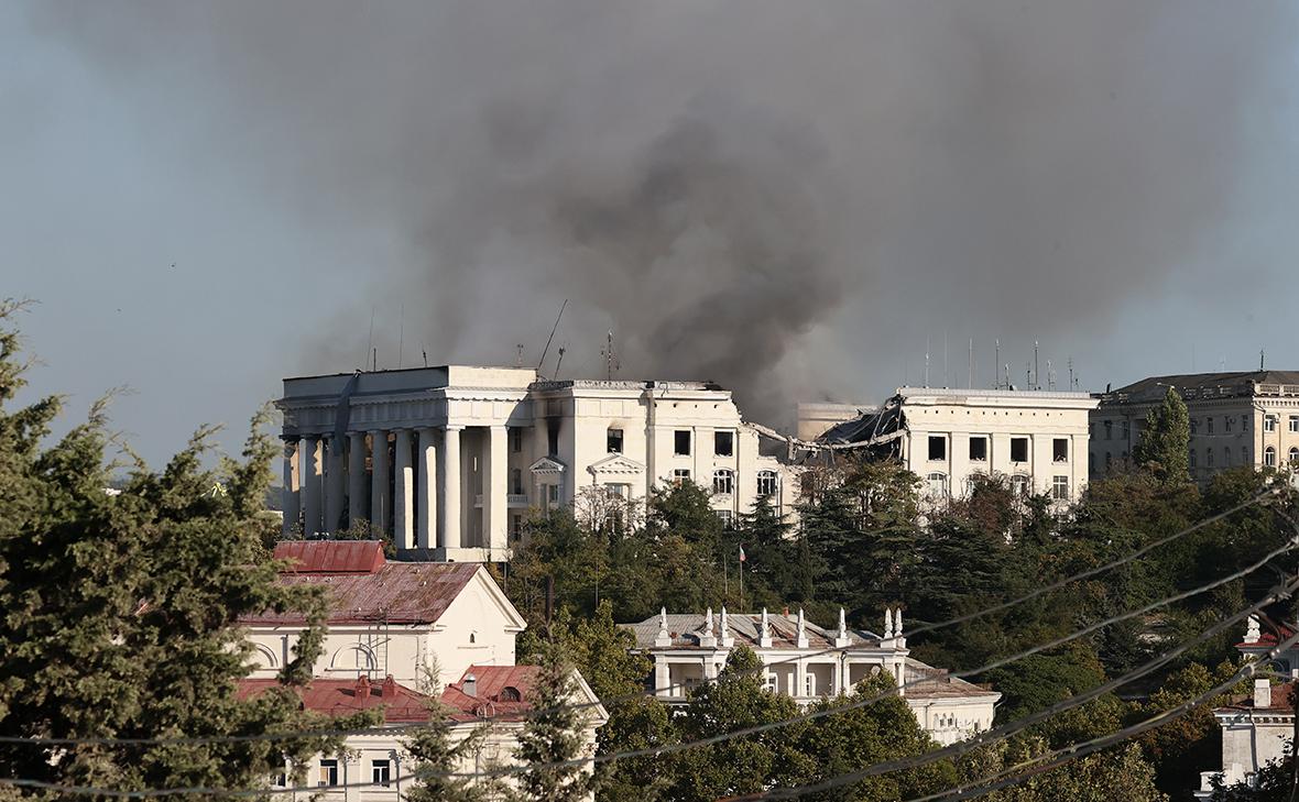 Последствия удара по штабу ЧФ в Севастополе