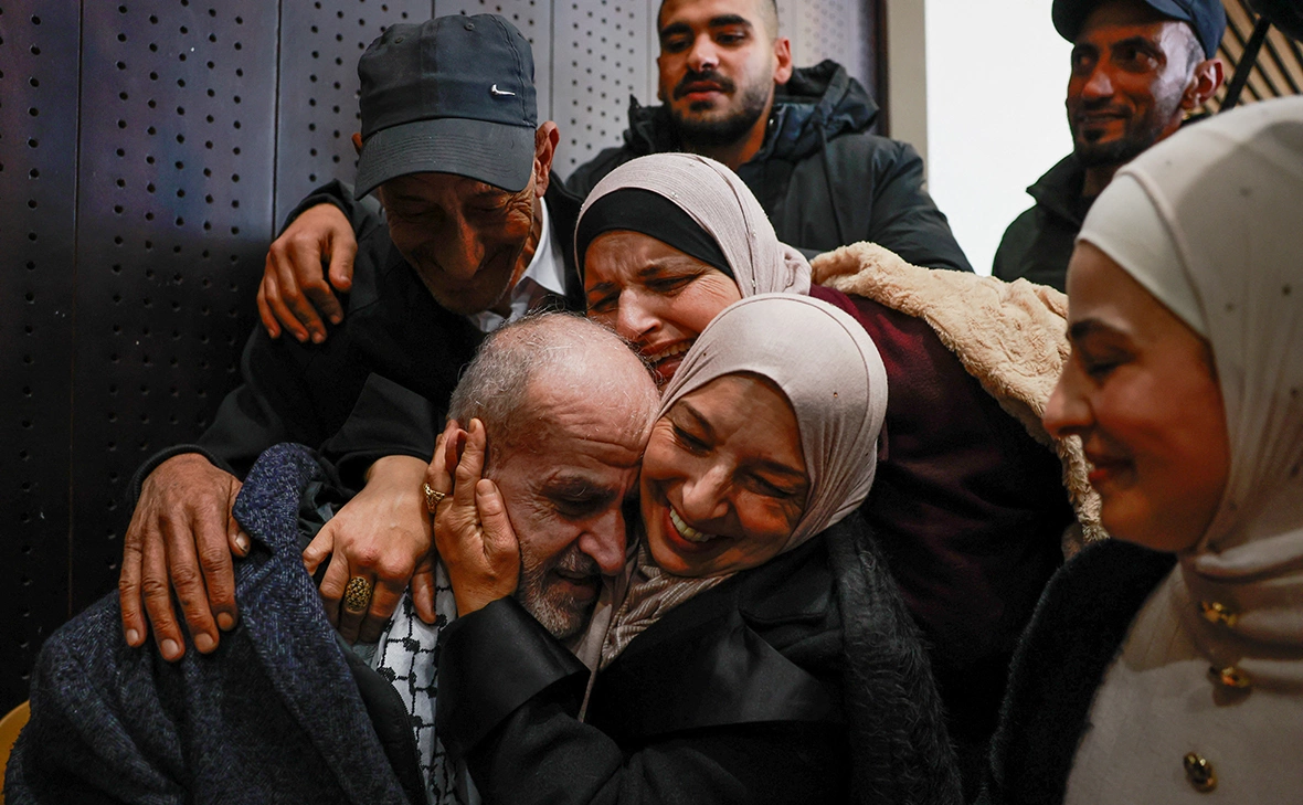 Ammar Awad / Reuters