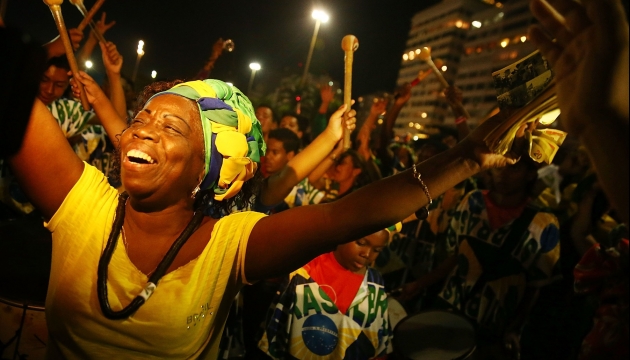 Бразильцы в погоне за победой в группе разгромили команду Камеруна. Поединок завершился со счетом 4:1. Первое место они получили благодаря лучшей разнице забитых мячей. (C) Getty Images