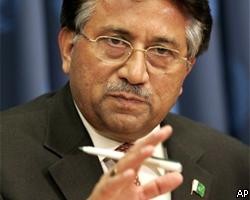 П.Мушарраф предложил исламистам сдаться или умереть