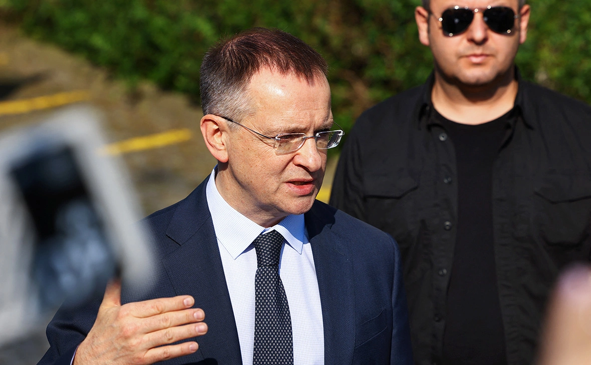 Dilara Senkaya / Reuters