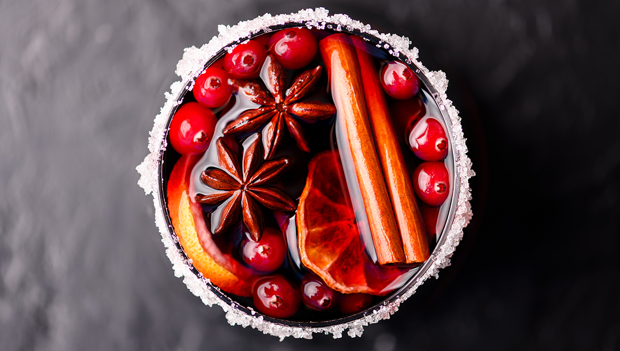 Пять теплых напитков для новогодних праздников