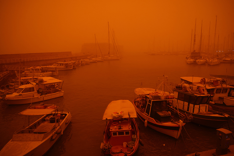 Stefanos Rapanis / Reuters