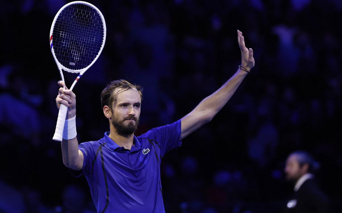 Даниил Медведев выиграл 7-й матч подряд и вышел в полуфинал в Вене