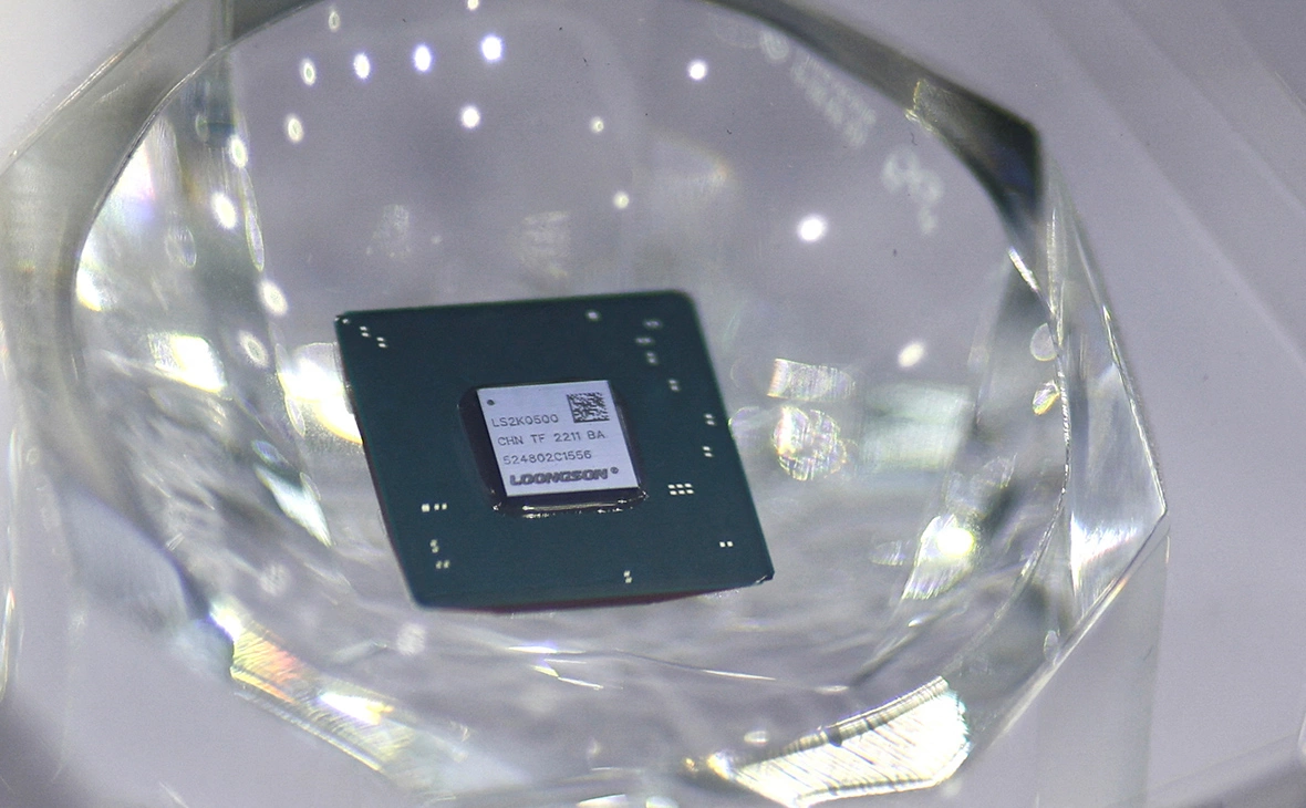 Tingshu Wang / Reuters