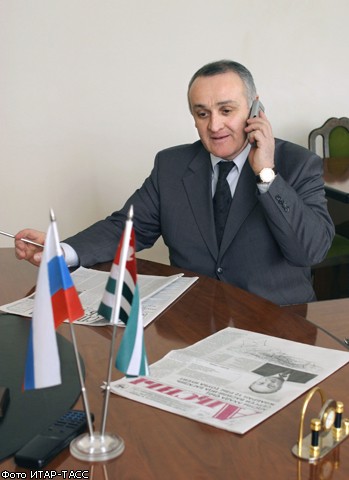 Новый президент Абхазии Александр Анкваб 
