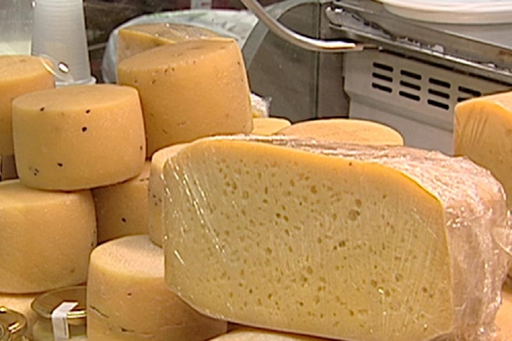 «Санкционный» сыр изъят с продажи на рынке Нижнего Новгорода