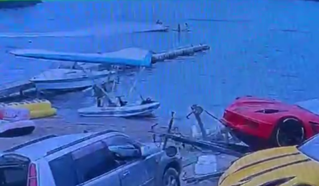 скриншот видео с камеры наблюдения