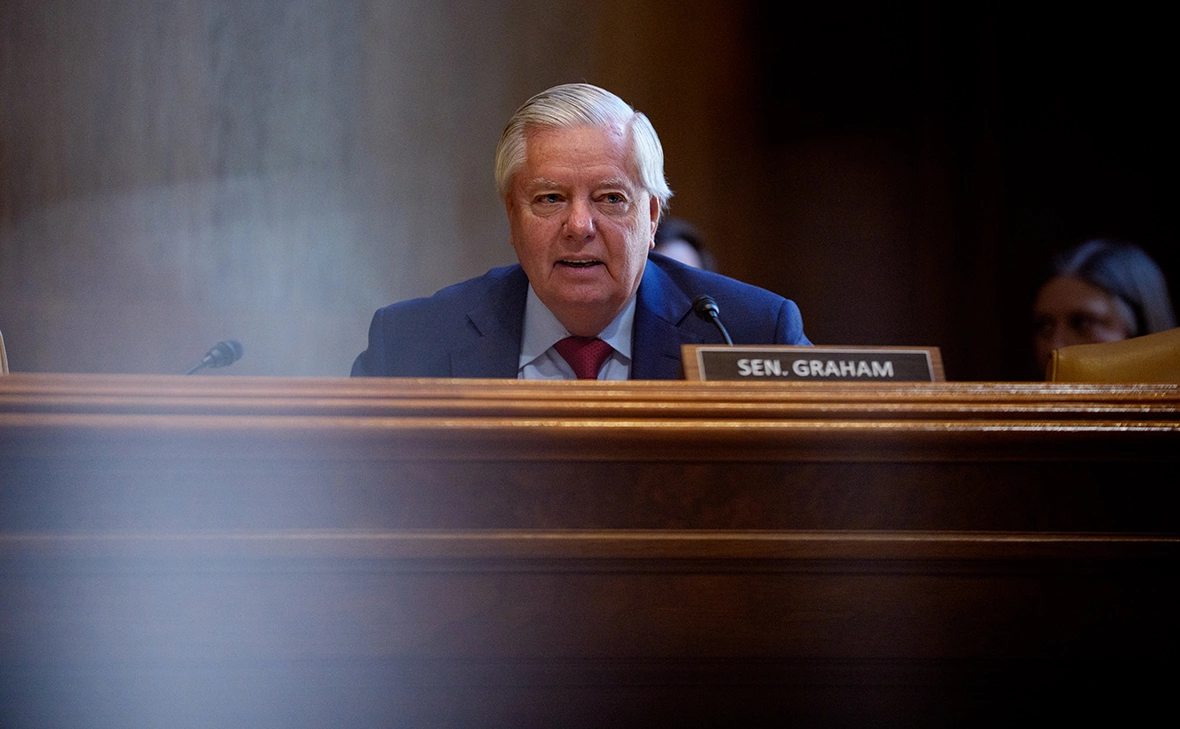 Andrew Harnik / Getty Images