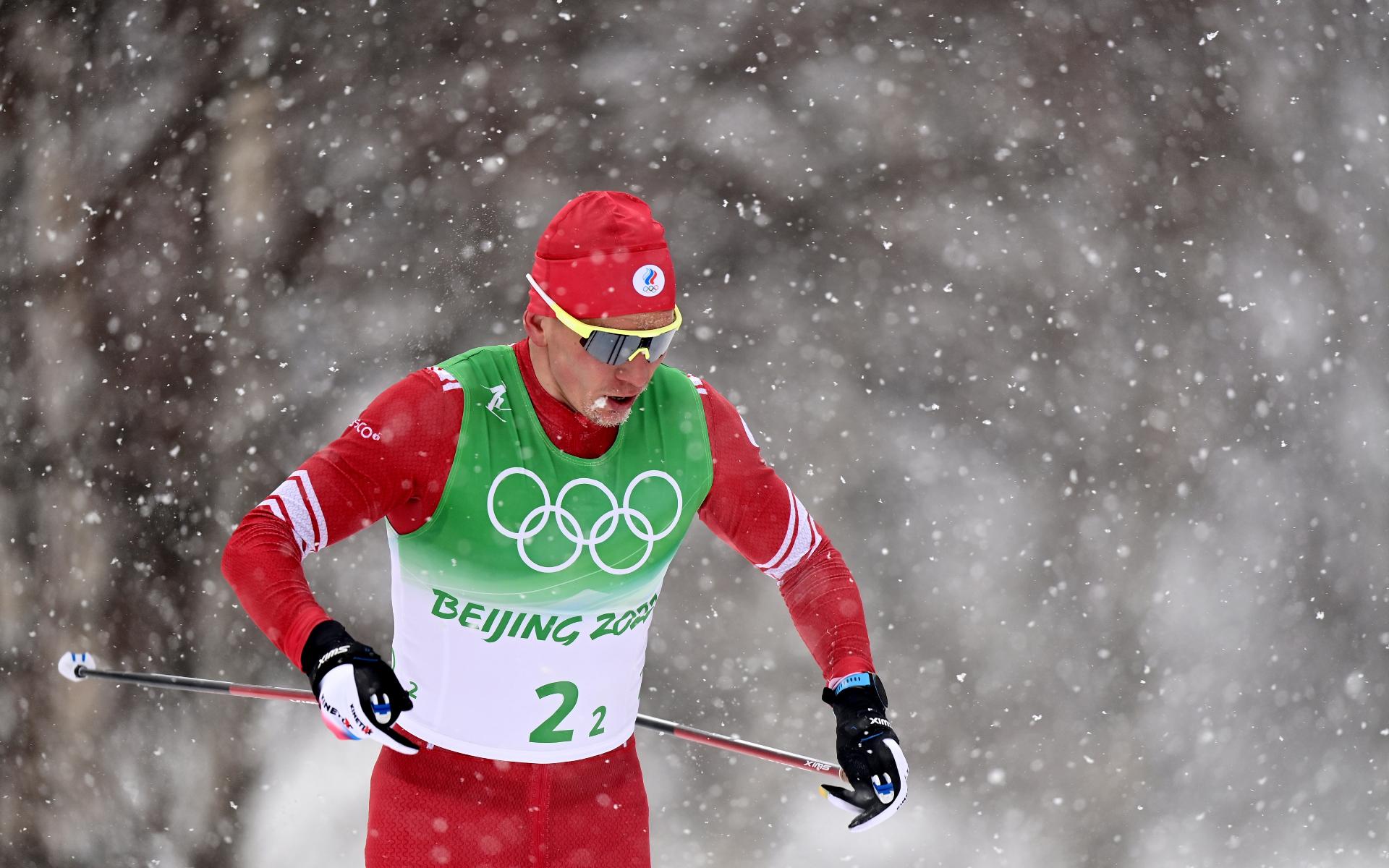 Российский лыжник Александр Большунов в среду может выиграть четвертую медаль на Олимпиаде в Пекине&nbsp;
