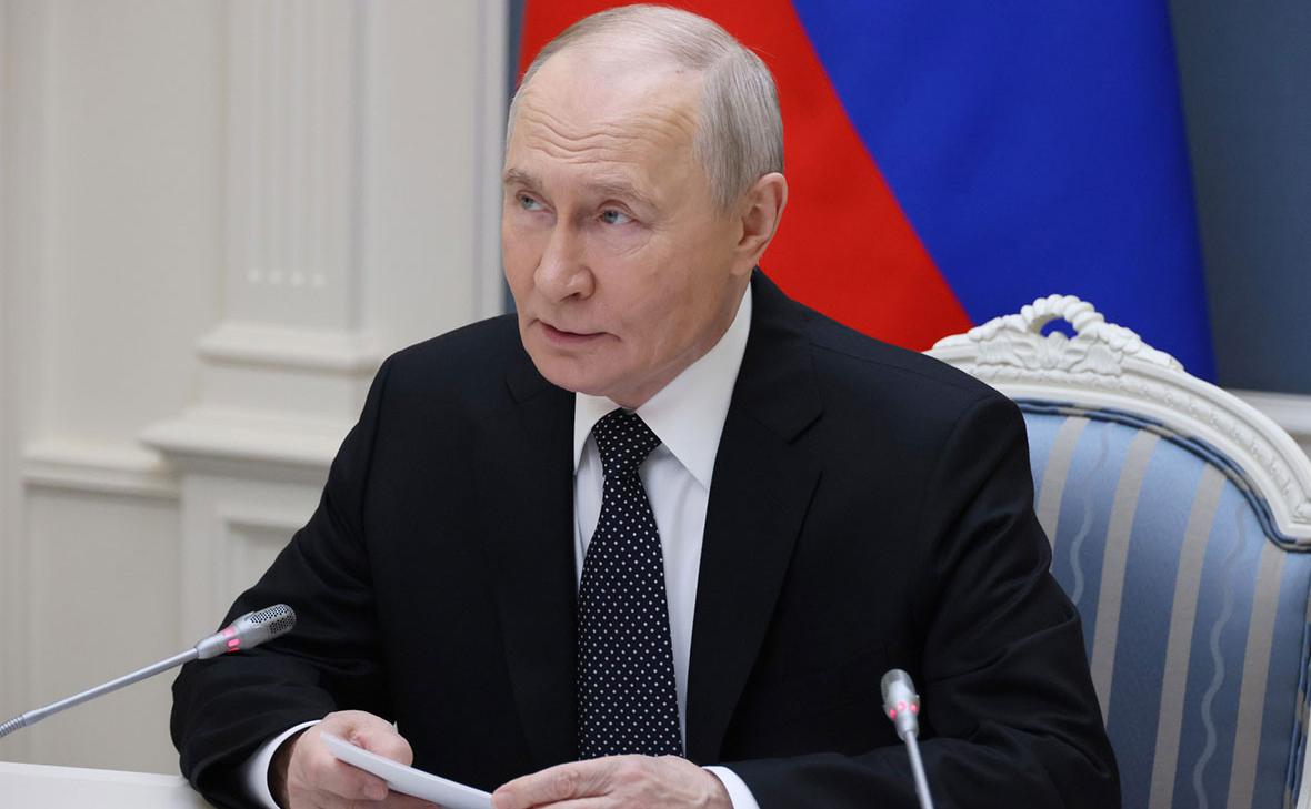 Путин заявил, что Россия не собирается втягиваться в гонку вооружений