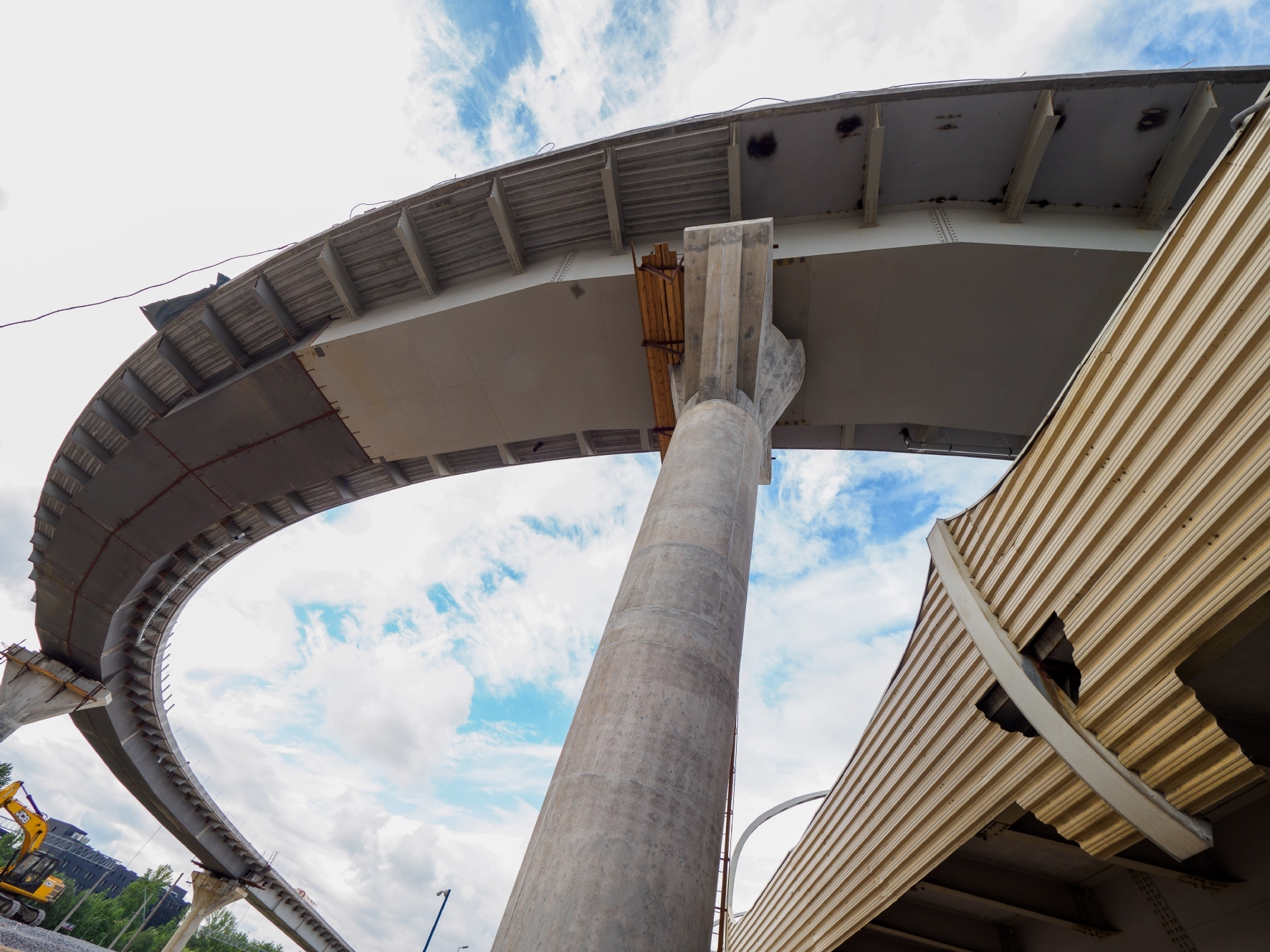 Подключение Западного скоростного диаметра к Широтной магистрали скоростного движения возле Благодатной улицы, июль 2024 года