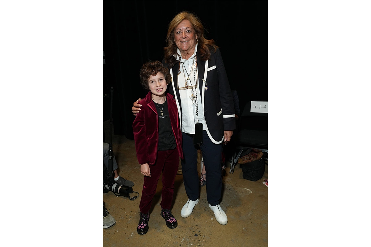 Дизайнер Макс Александр и Ферн Маллис на показе коллекции Bach Mai весна—лето 2025 на Неделе моды в Нью-Йорке, 2024 год