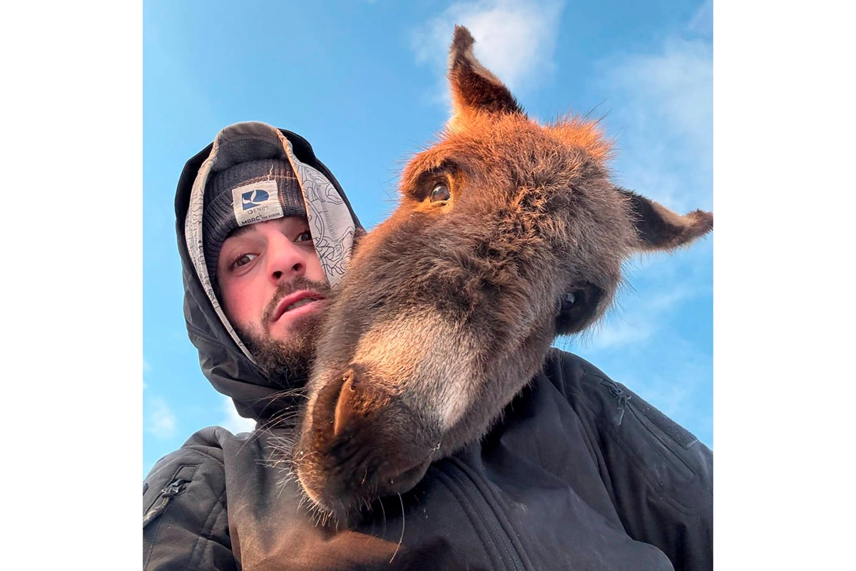 «Юмор — это тактика». Поговорили с самым популярным фермером в России