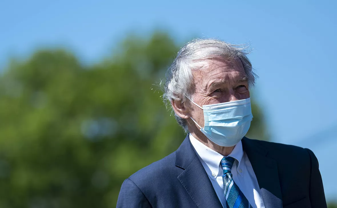 Sarah Silbiger / Getty Images