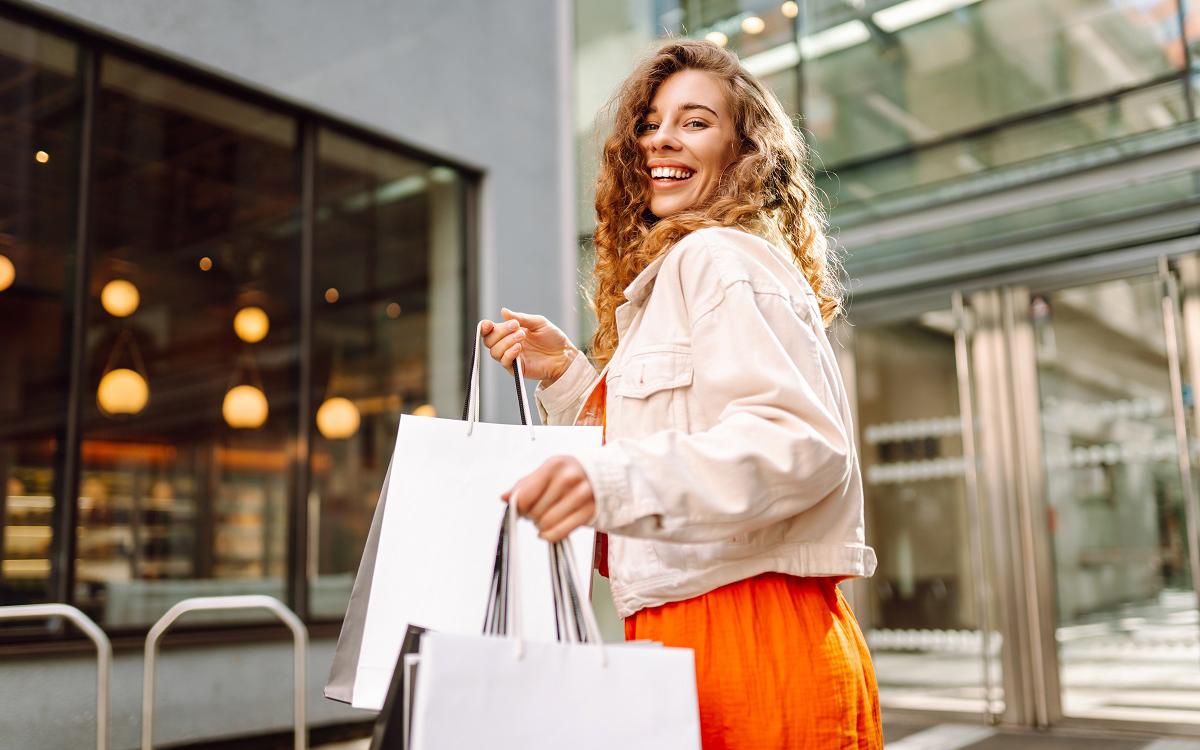 &laquo;Оплата улыбкой&raquo; &mdash; это сервис Сбербанка, который позволяет оплачивать покупки на кассах в магазинах с помощью биометрии