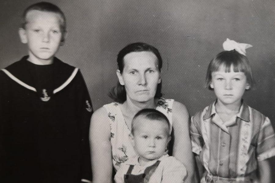 Семья Шамановых