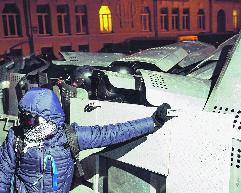 Евромайдан глазами российских СМИ: провокации и протест с кулаками