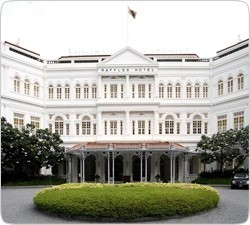Фото: Отель Raffles, считается одним из самых красивейших мест для отдыха.