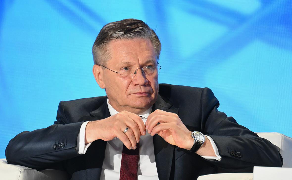 Алексей Лихачев