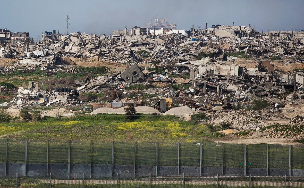Amir Levy / Getty Images