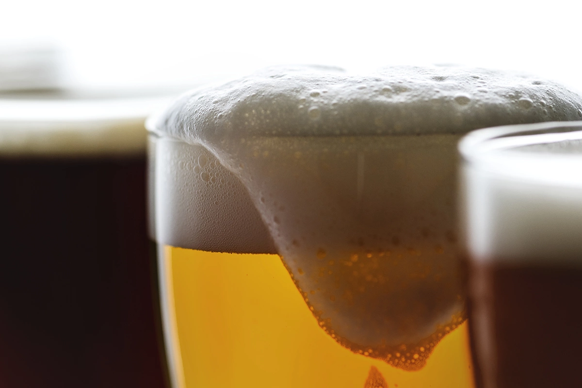 Россия заняла пятое место в мире по объему производства пива, который в 2024 году составил почти 91 млн гектолитров