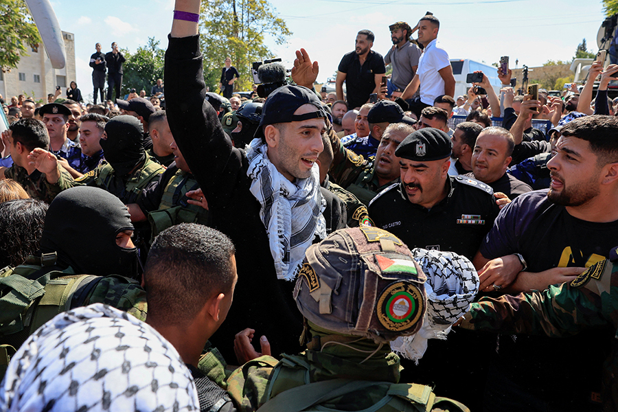 Фото: Mussa Qawasma / Reuters