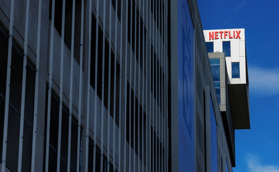 Mike Blake / Reuters