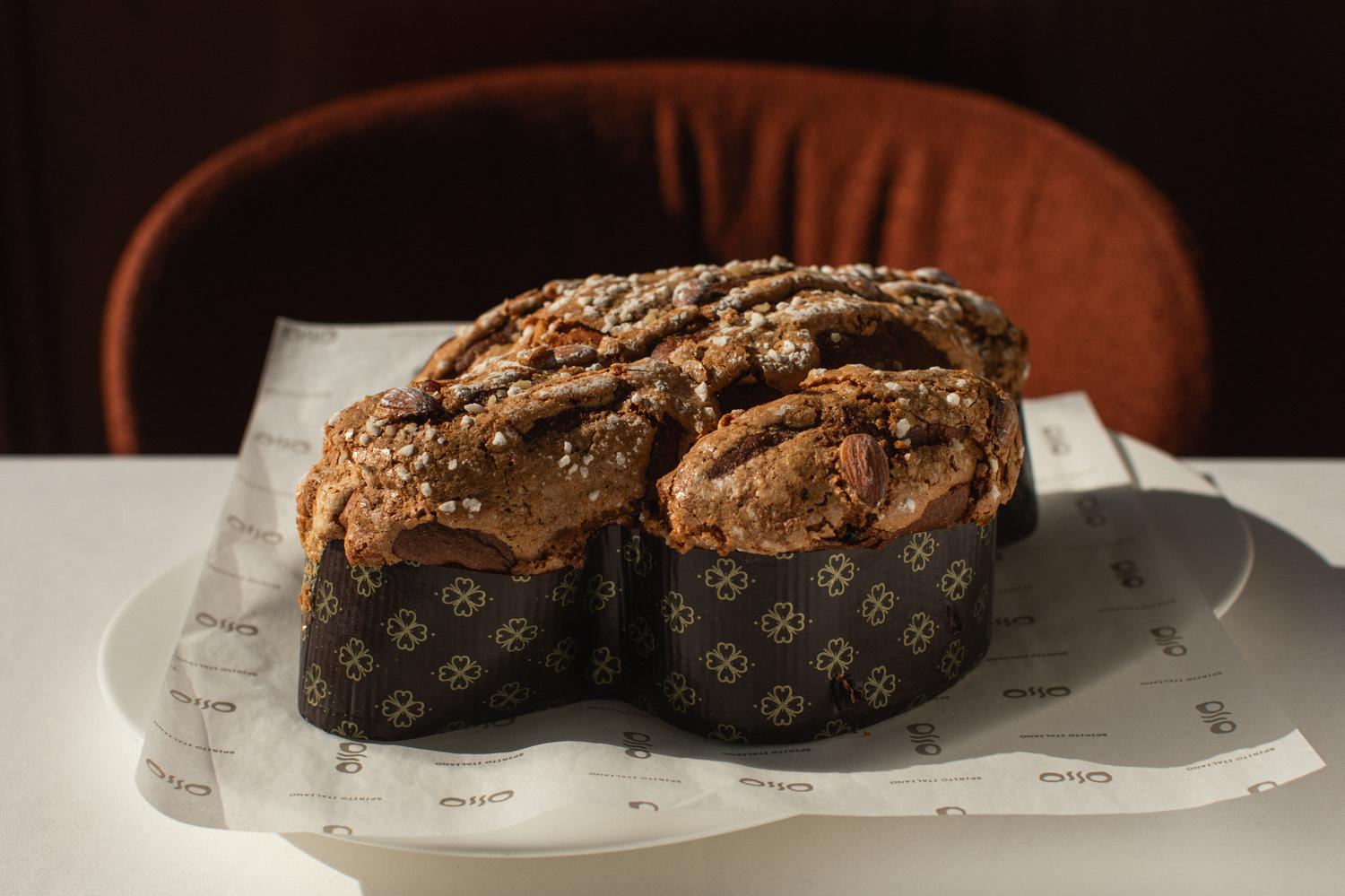 Кулич Colomba di Pasqua с миндальной корочкой