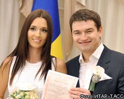 Сын Ющенко женился на детском психологе