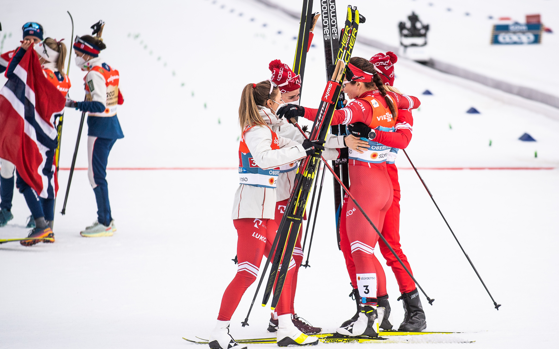 «Думала — умру». Российские лыжницы завоевали первую медаль под конец ЧМ