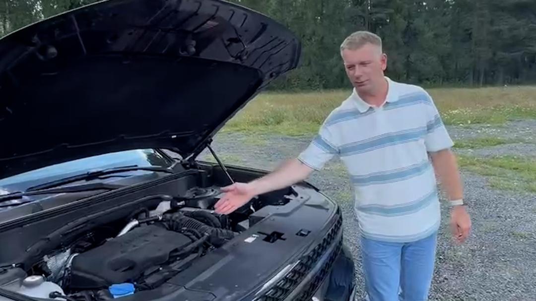 Чем удивляет новый Hyundai Santa Fe внутри