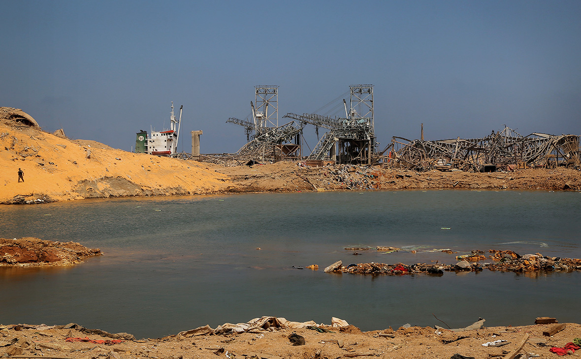 Разрушенный порт Бейрута, Ливан