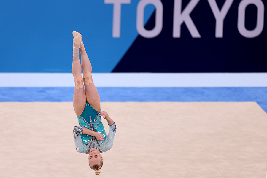 Ангелина Мельникова разделила бронзу в вольных упражнениях с японкой Маи Мураками, она показали одинаковый результат в индивидуальных соревнованиях