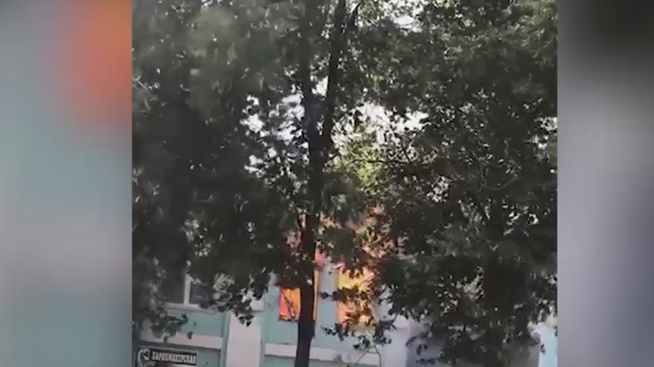 Пожар в доме в Шебекино. Видео