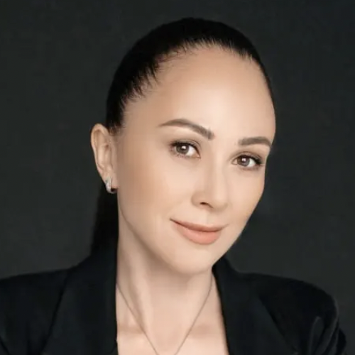 Елена Спирина