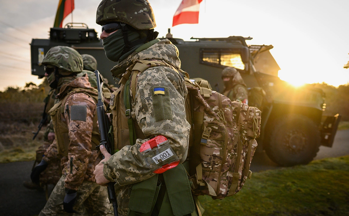 Leon Neal / Getty Images