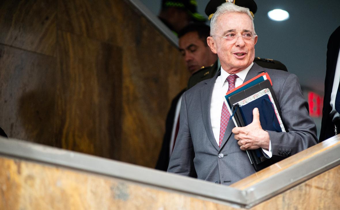 Альваро Урибе